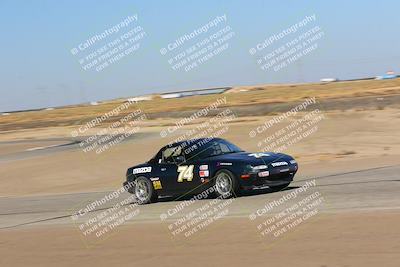 media/Oct-15-2023-CalClub SCCA (Sun) [[64237f672e]]/Group 4/Race/